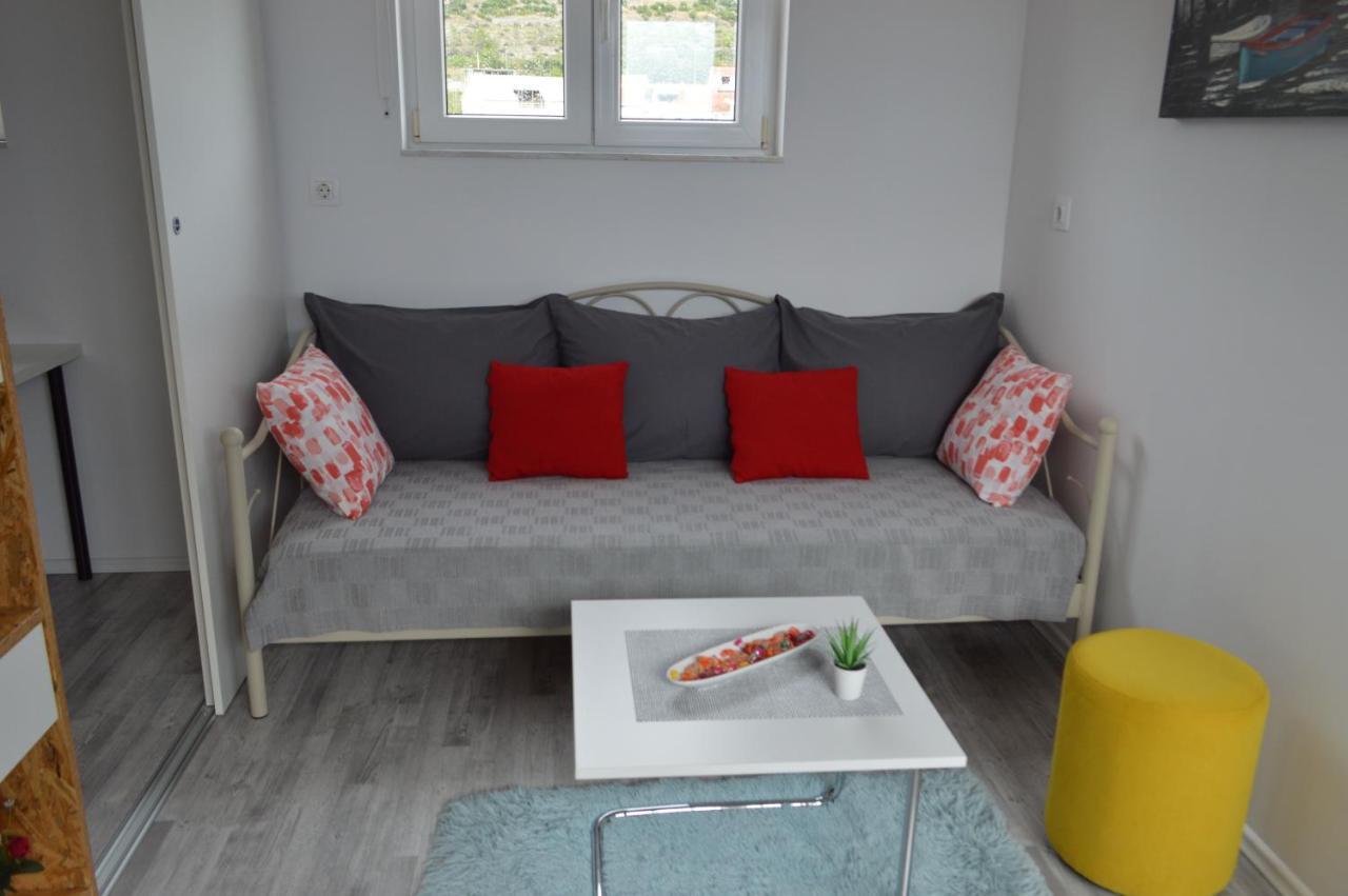 Apartman Luka Каштела Экстерьер фото